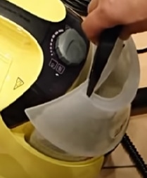 SC5 EasyFix l'appereil ménager à vapeur de l'allemand Kärcher et son bac à eau portable